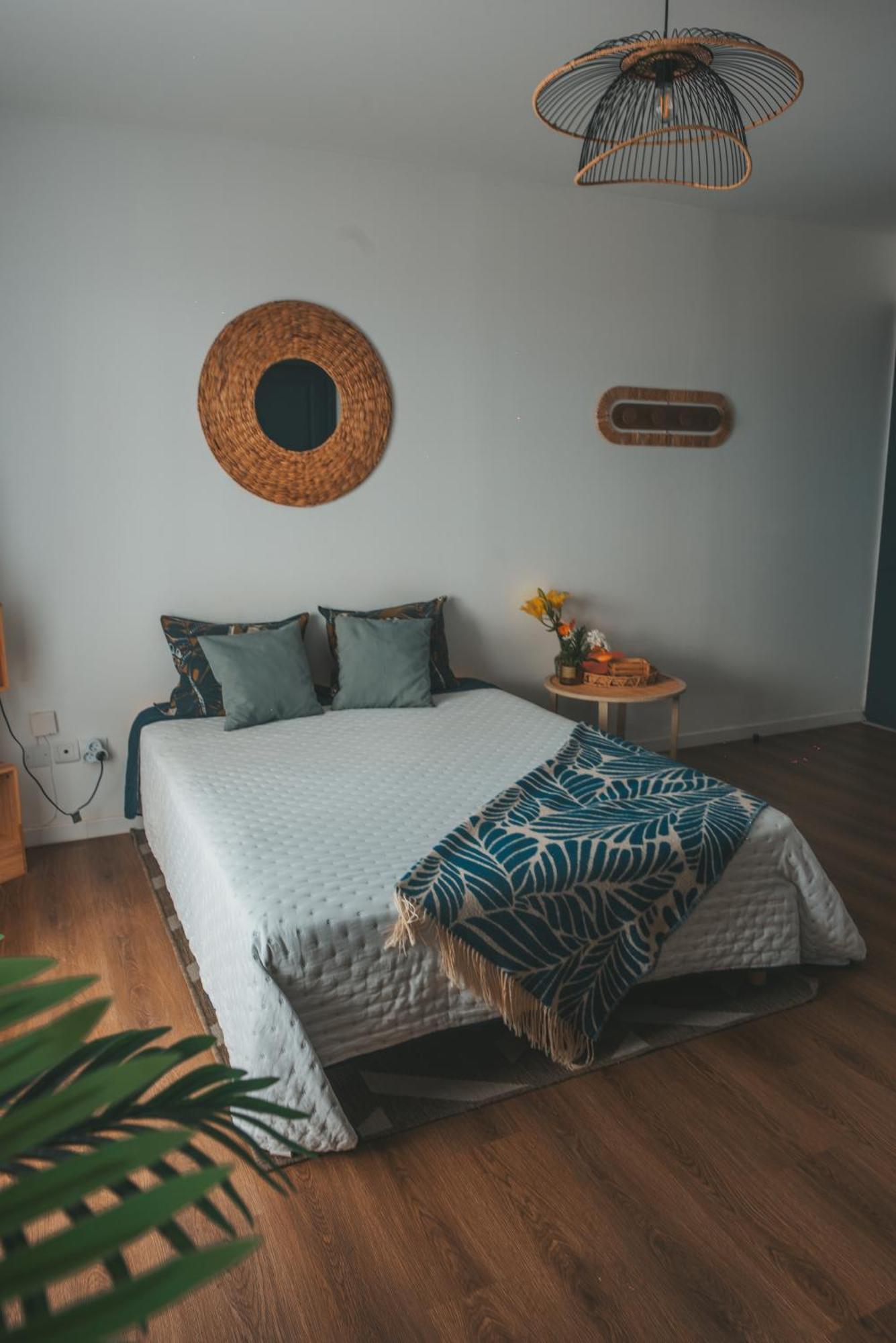 Le Point De Vue Studio Saint Denis Экстерьер фото